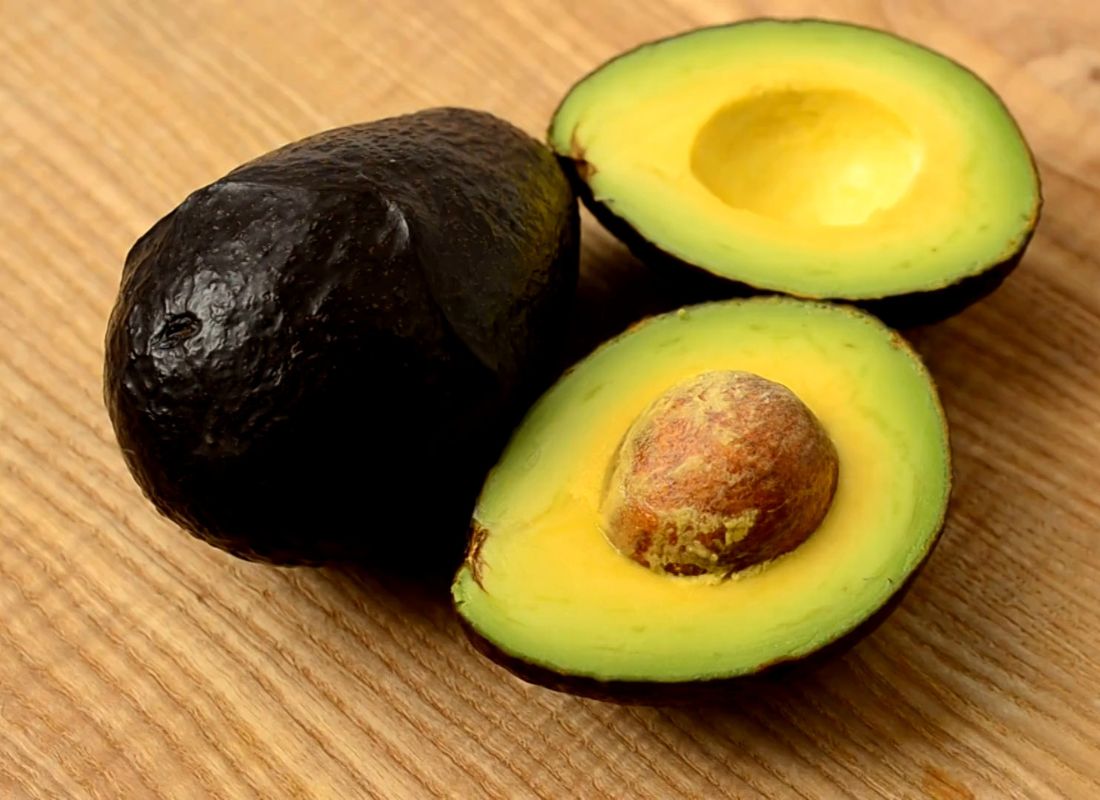 Avokado nutritivna vrednost – Šta ga čini superhranom? Detaljna analiza