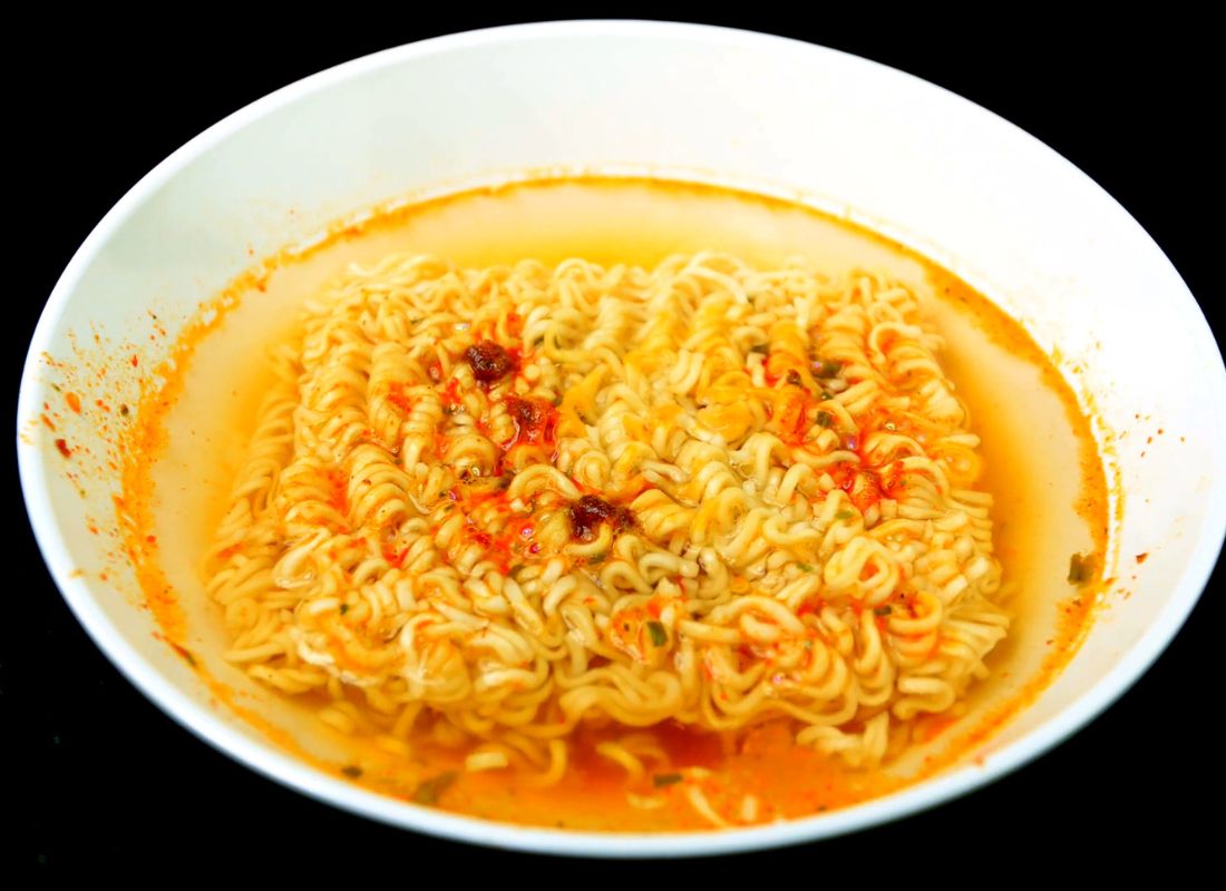 Da li su kineske nudle posne: sastav, dodaci i šta obavezno proveriti na deklaraciji