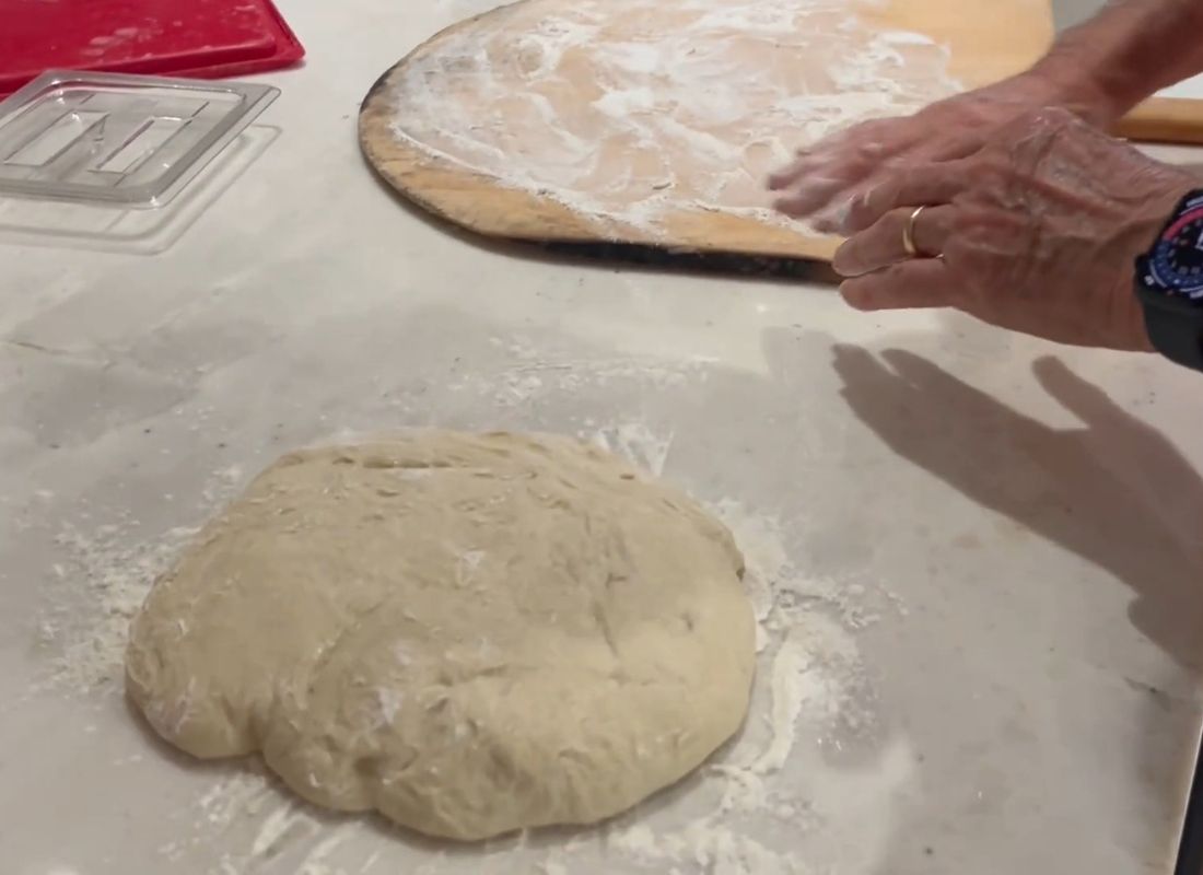 osoba mesi pica testo