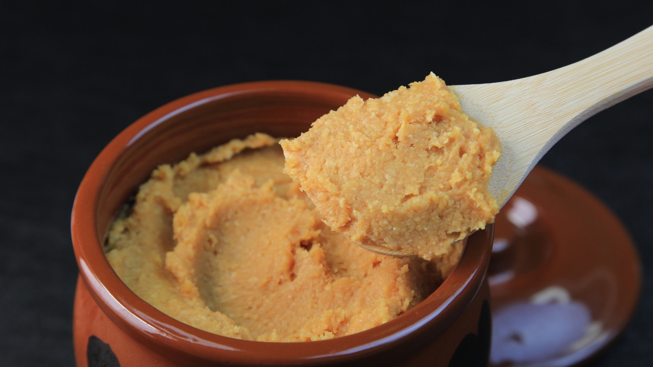 What Is Miso Paste? And How to Use It?