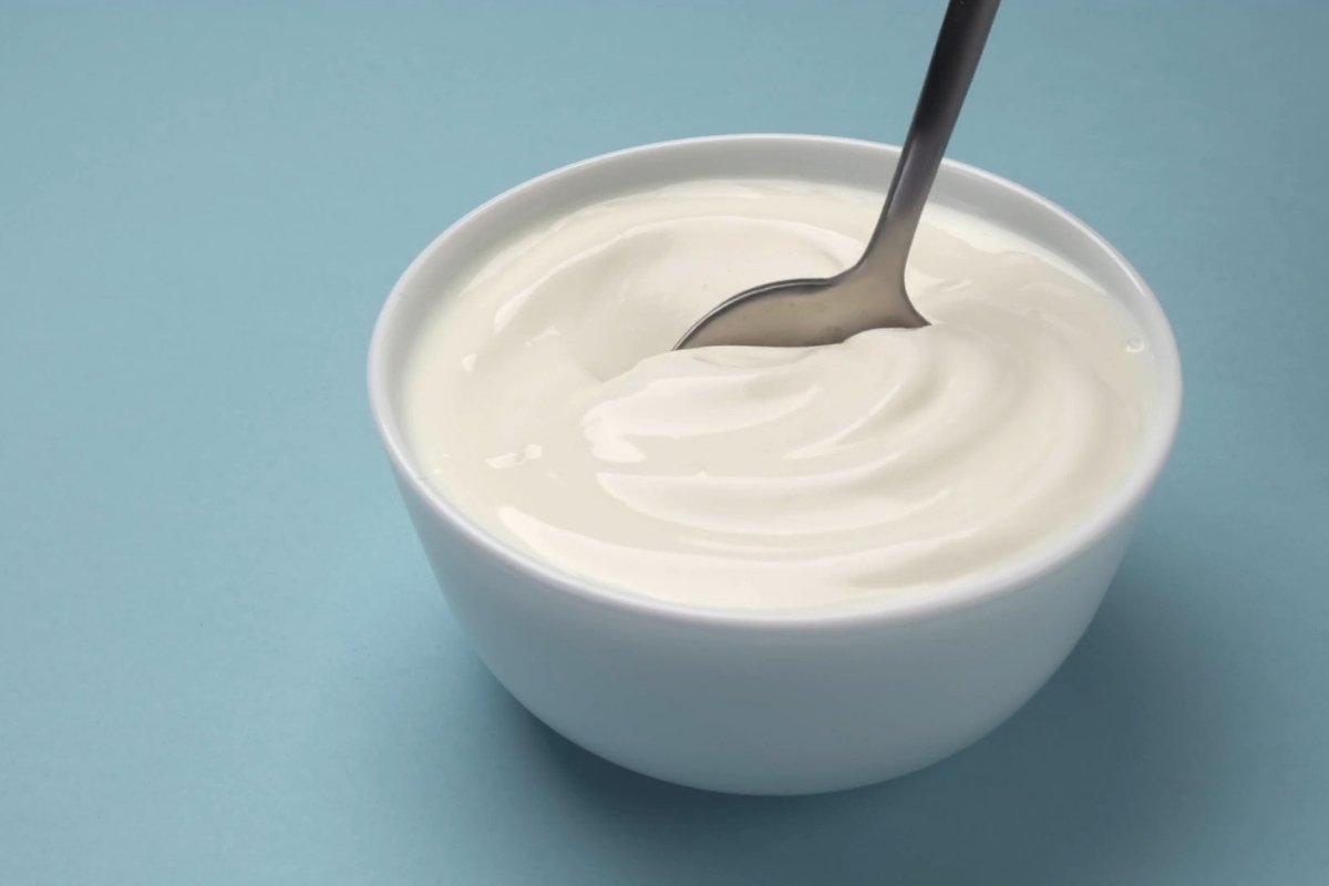 Koliko proteina ima grčki jogurt i kako ga uključiti u ishranu?