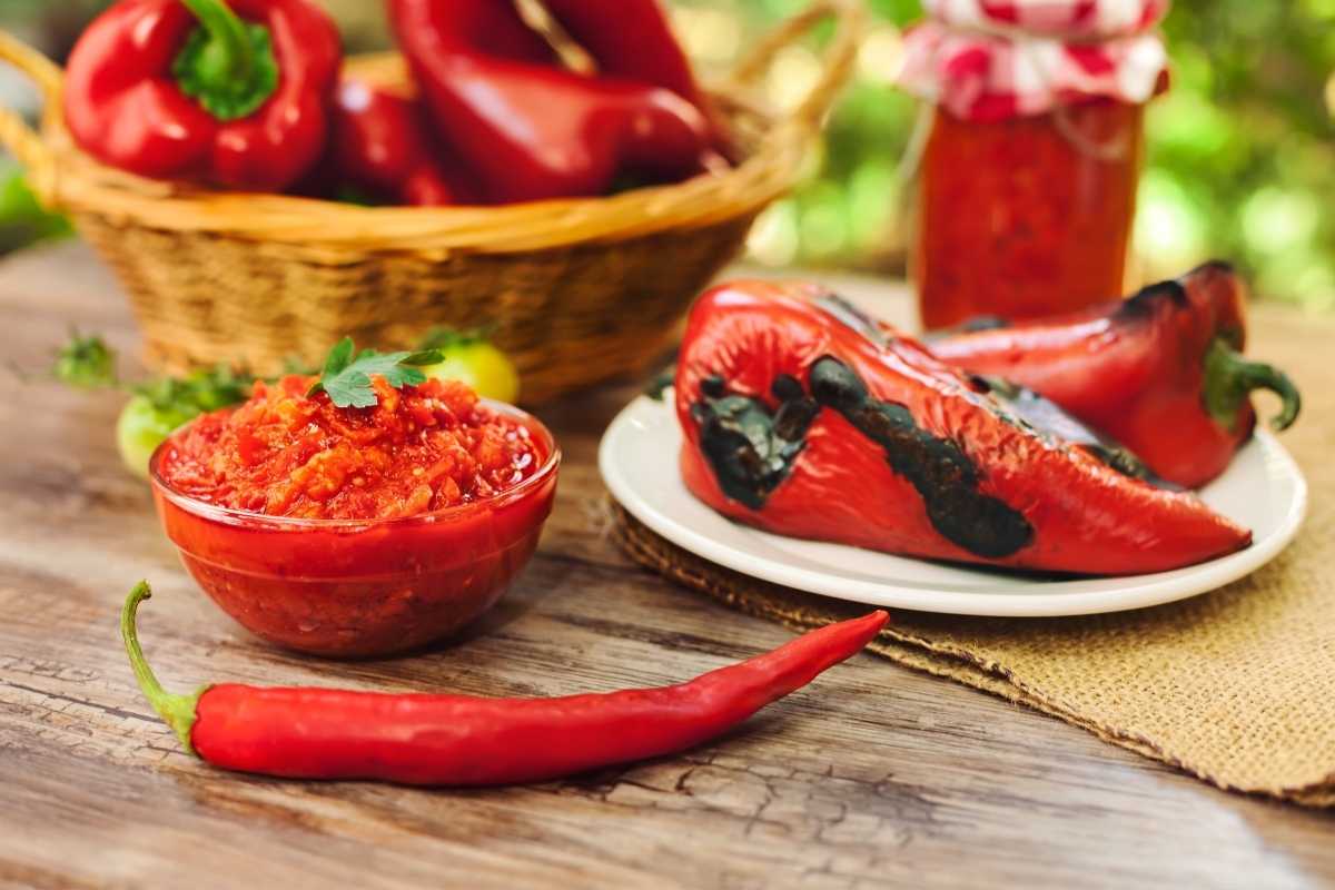 Koliko paprike treba za 10 tegli ajvara i kako izračunati količinu ostalih sastojaka